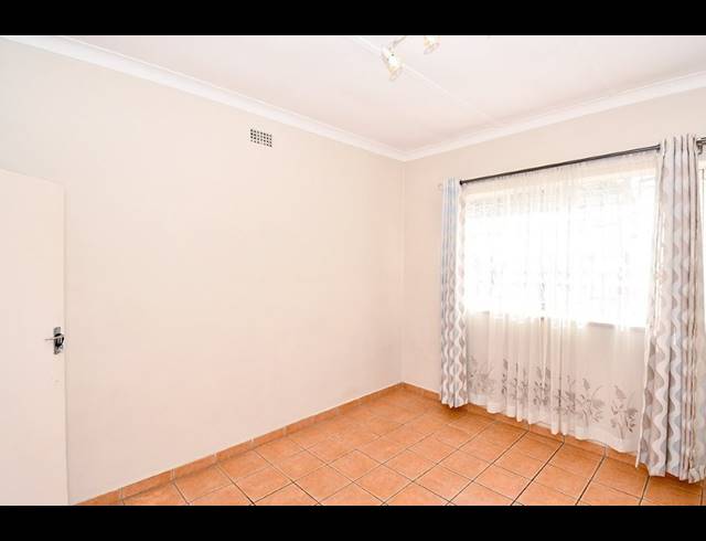 3 BEDROOM HOUSE TO LET IN SYDENHAM